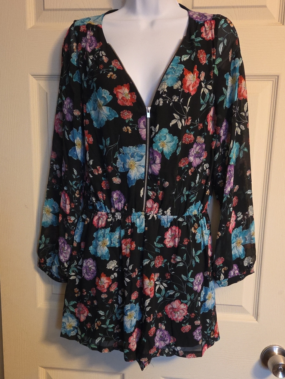 Express Black Floral Zip-Front Romper Size Medium